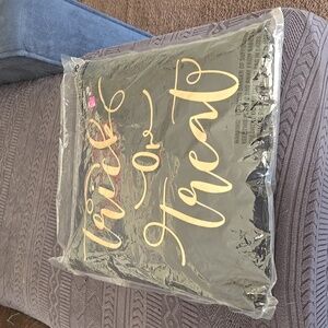 Trick or Treat Pillow